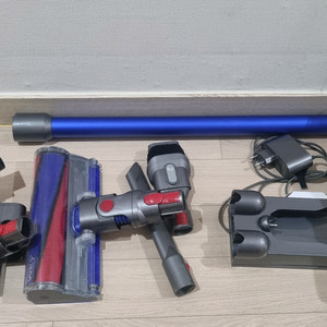 다이슨 청소기 v11 팝니다 이미지
