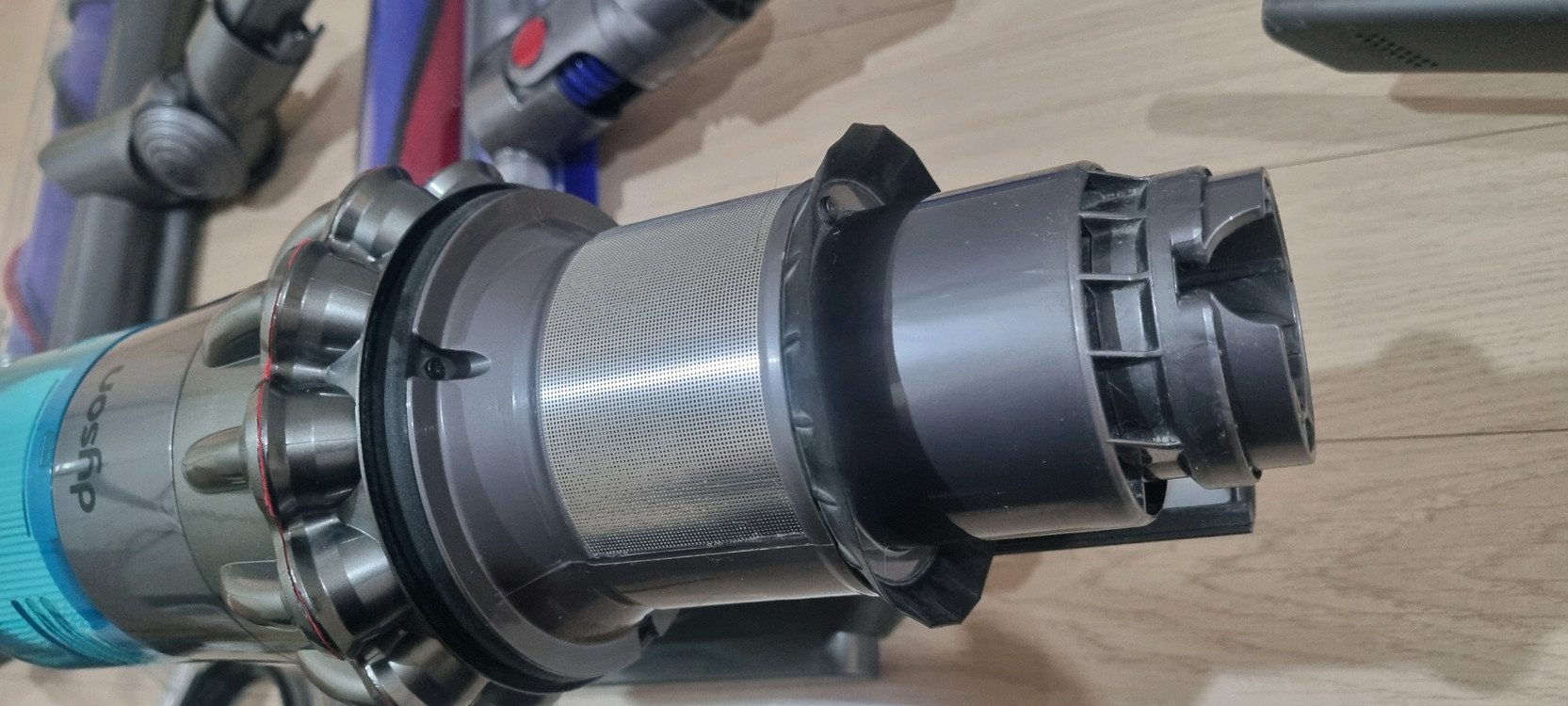 다이슨 청소기 v11 팝니다 이미지