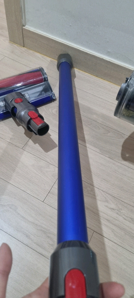 다이슨 청소기 v11 팝니다 이미지