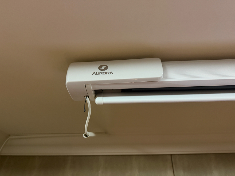 오로라 전동 텐션 스크린 프로젝터 스크린 120인치 이미지