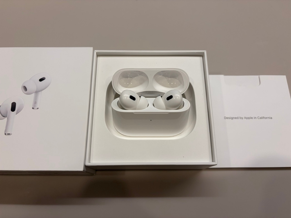 에어팟 프로 2세대 라이트닝 S급 풀박스 이미지