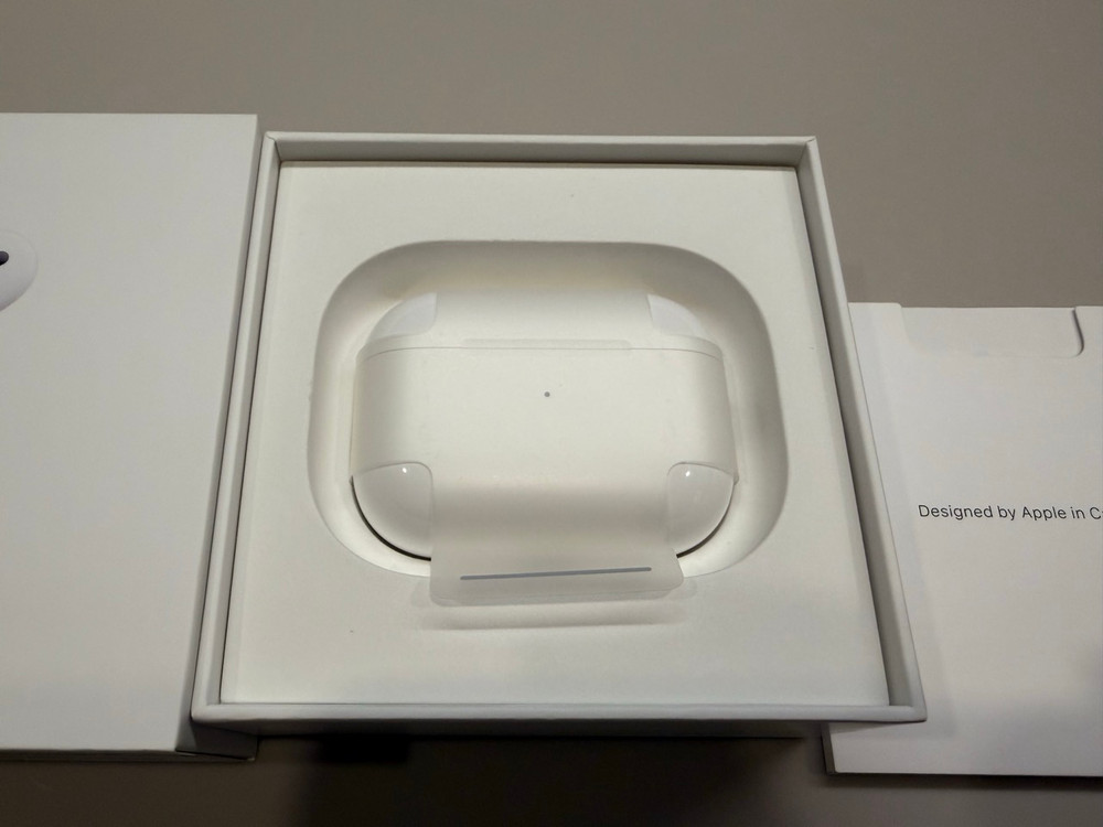 에어팟 프로 2세대 라이트닝 S급 풀박스 이미지