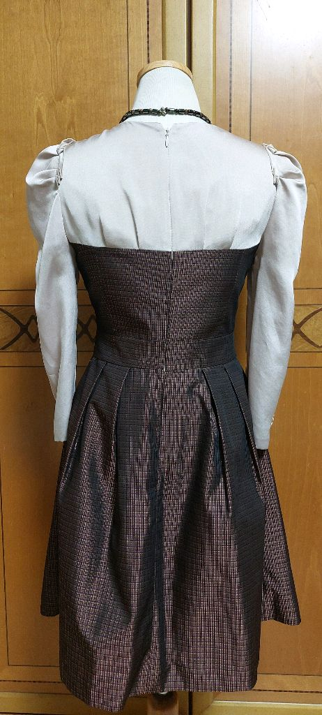 라인 브랜드 원피스 하객룩 스판 입니다 드라이크리닝 완료 하객룩 여성 봄 가을 여름 원피스플로럴 체크 원피 이미지