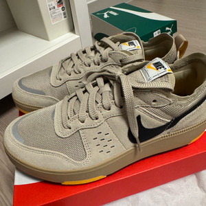 나이키 시티 운동화 새상품 이미지