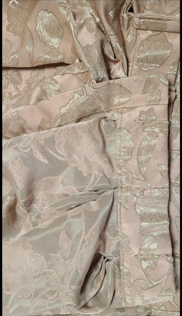 대형 커텐 커튼 이미지