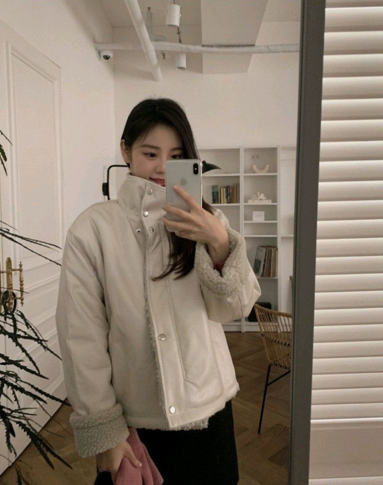 쇼퍼랜드 양털 레더 무스탕 자켓 하이넥 카라 / 메이비베이비 리얼코코 디어먼트 슬로우앤드 프렌치오브 예모마일 블랙업 이미지