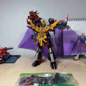 모데로이드 다이나제논 정크 이미지