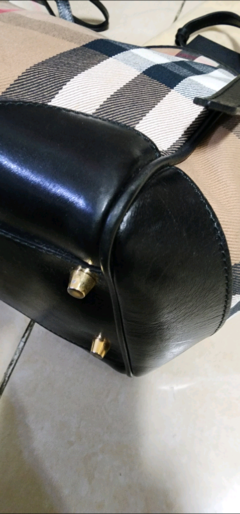 버버리 체크 숄더백/ 코트/ 카드지갑 이미지