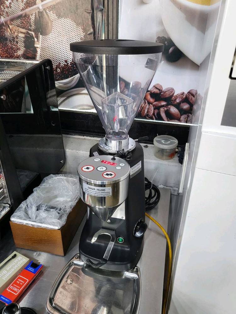 엑스포바 크렘 오닉스 커피머신 메조전자동그라인더 포함 이미지