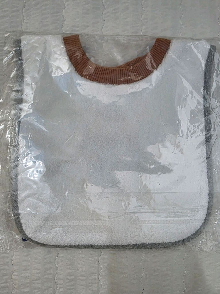 아기 모자 레깅스 턱받이 이미지