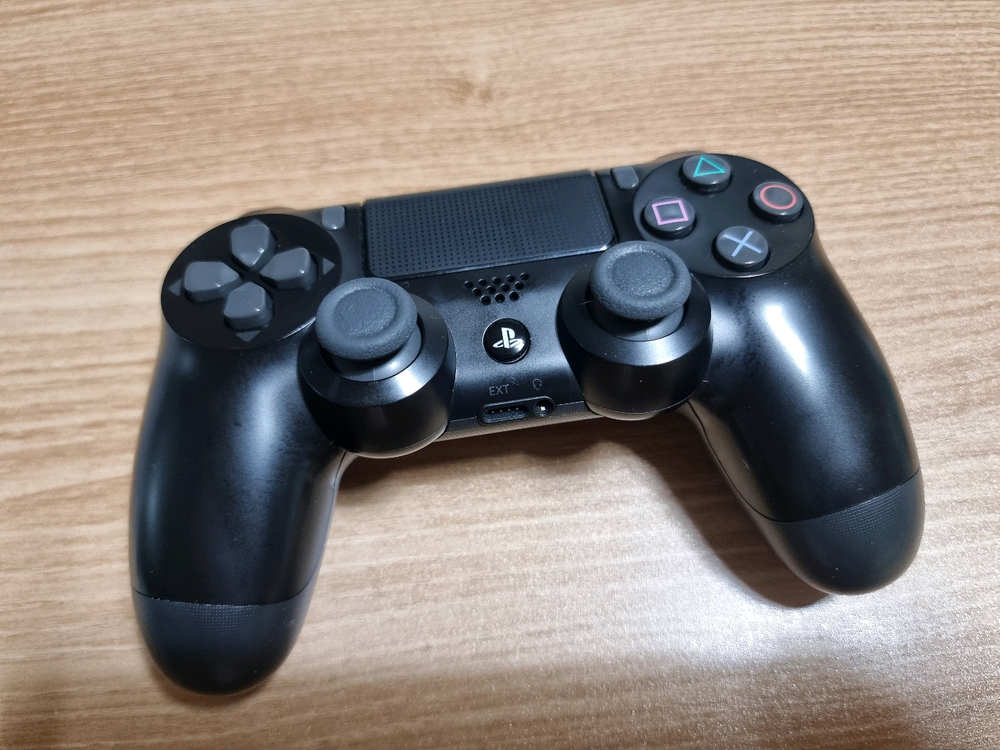 소니 PS4용 듀얼쇼크4(CUH-ZCT2G) 제트블랙 이미지