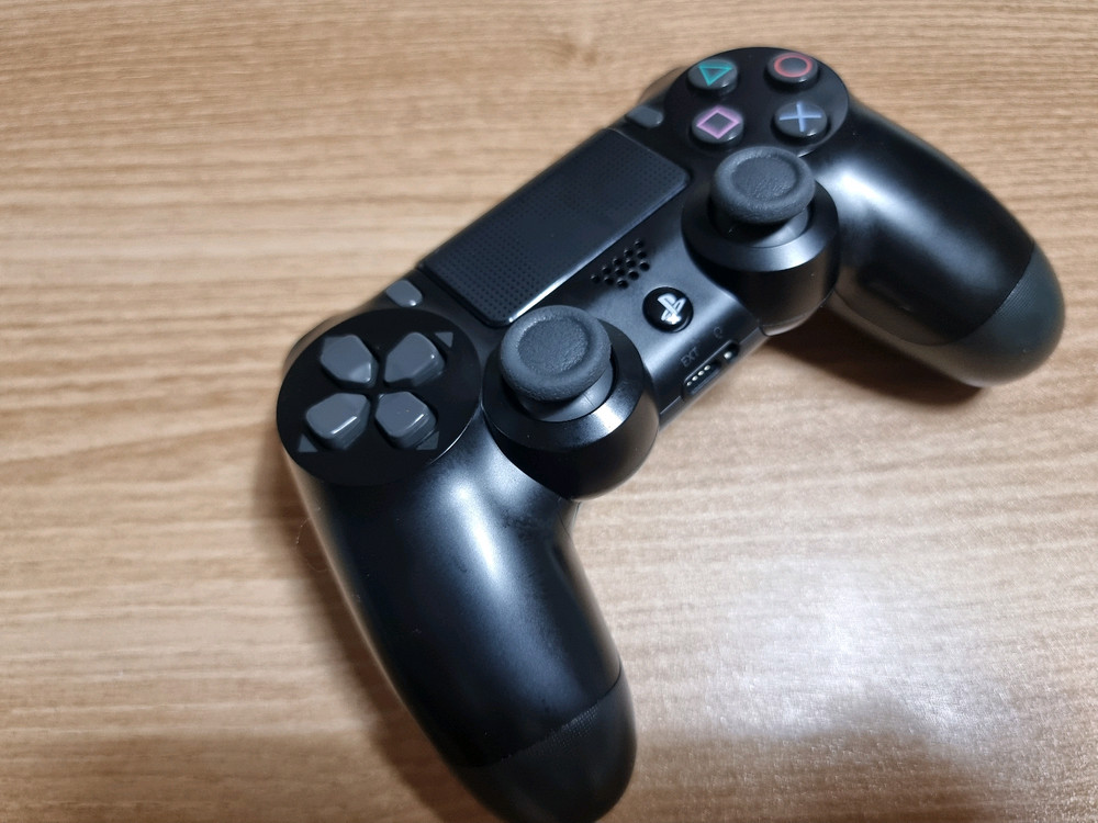 소니 PS4용 듀얼쇼크4(CUH-ZCT2G) 제트블랙 이미지