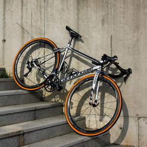 캐논데일 슈퍼식스에보 울테그라 카본 로드자전거 비전휠셋 이미지