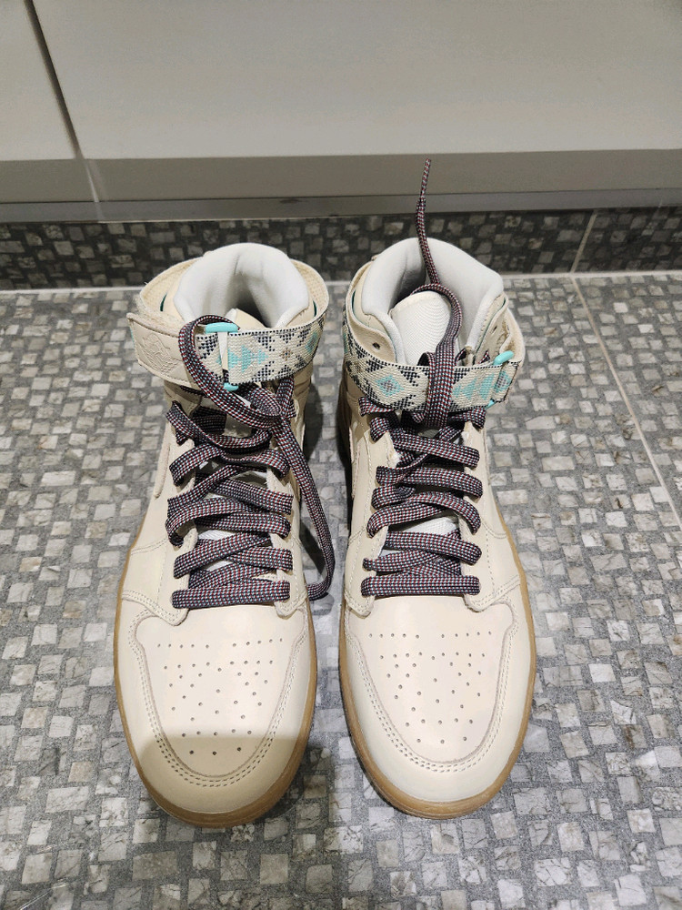 나이키 에어조던 1 레트로 하이 스트랩 이미지