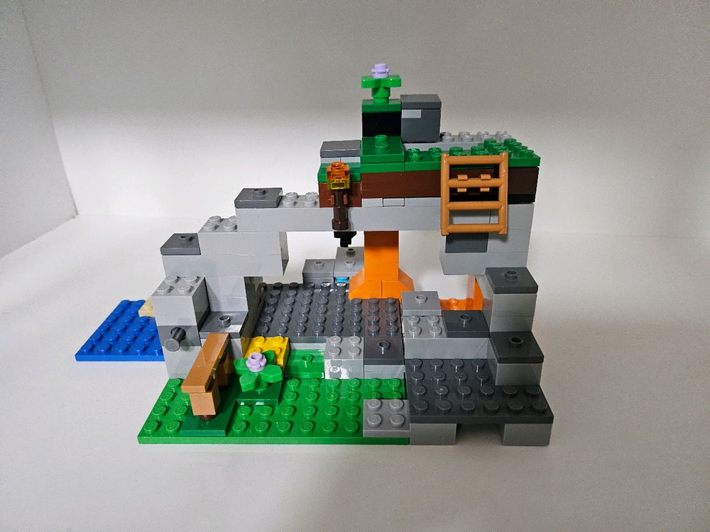 레고 정품 마인크래프트 21141 좀비 동굴 이미지