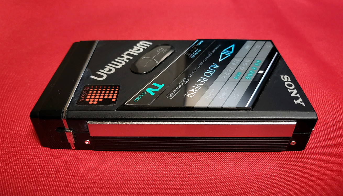 소니빈티지워크맨 WM-F102 정크기기 이미지