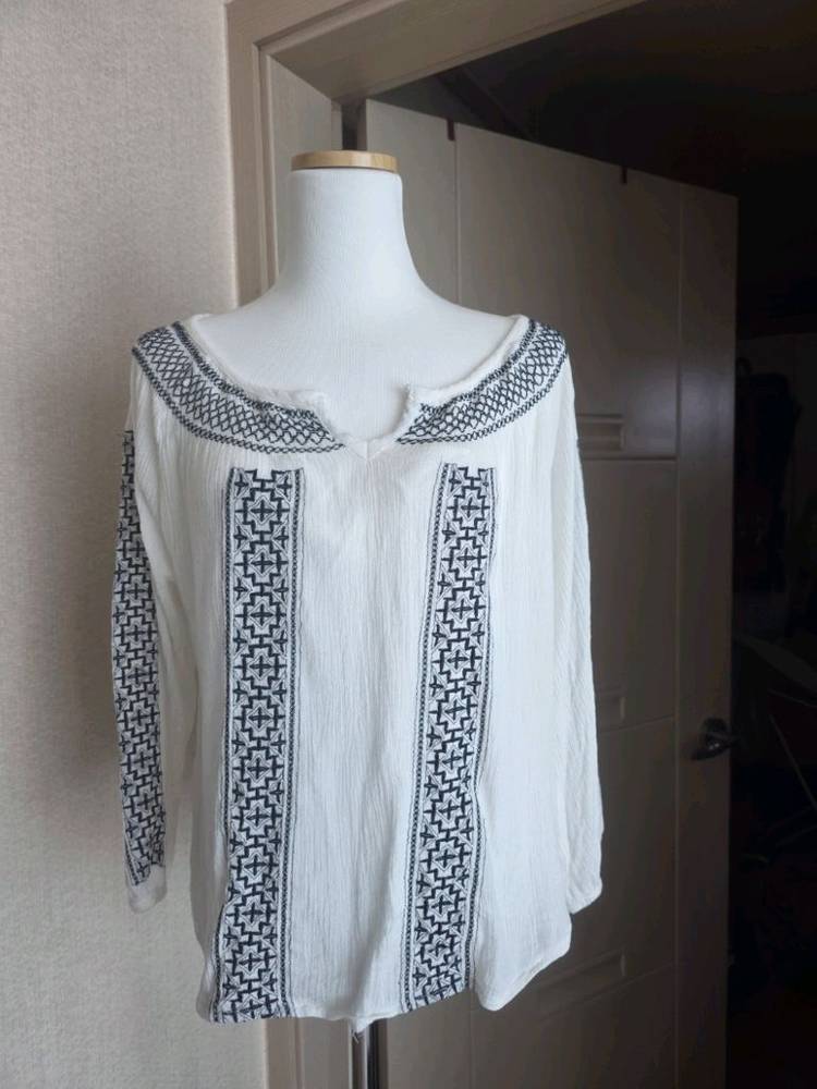 플라스틱아일랜드 에스닉 블라우스 2종 이미지