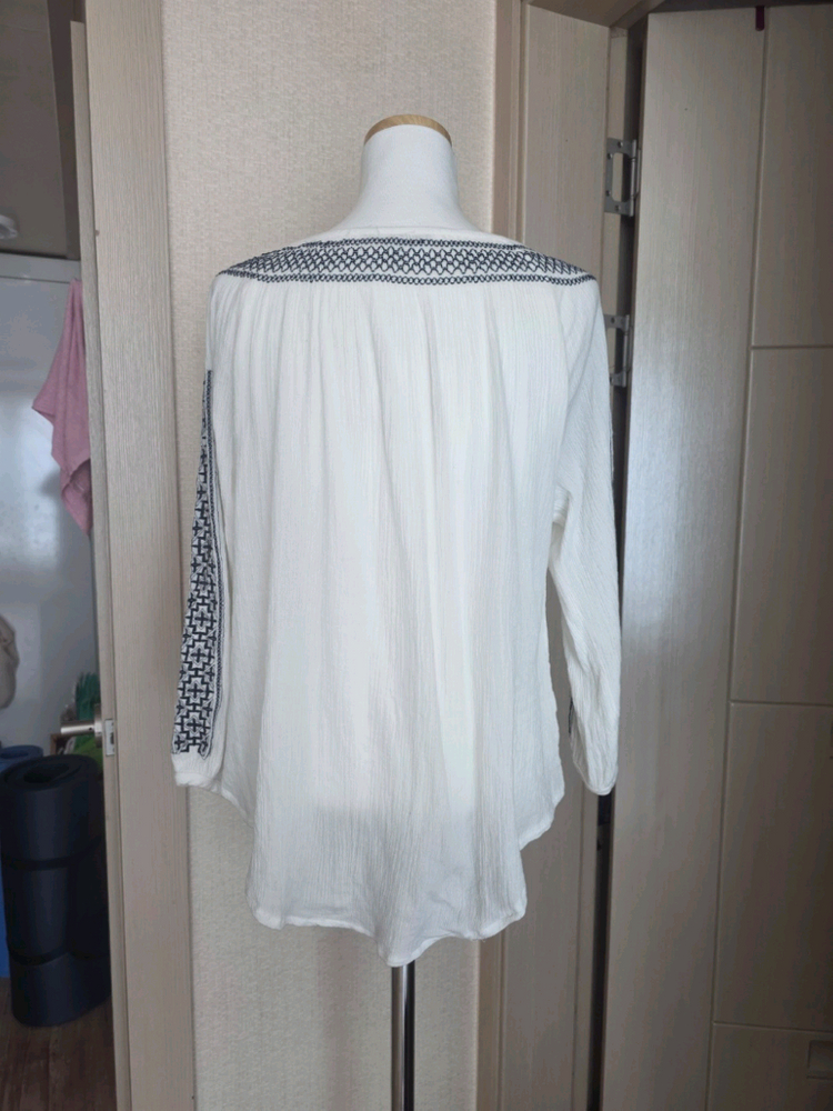 플라스틱아일랜드 에스닉 블라우스 2종 이미지