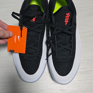 나이키 조던 자이온4 PF 320mm 판매합니다 왕발 빅사이즈 운동화 농구화 이미지