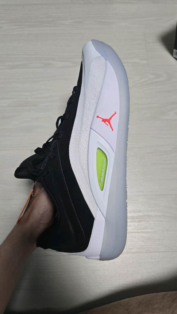 나이키 조던 자이온4 PF 320mm 판매합니다 왕발 빅사이즈 운동화 농구화 이미지