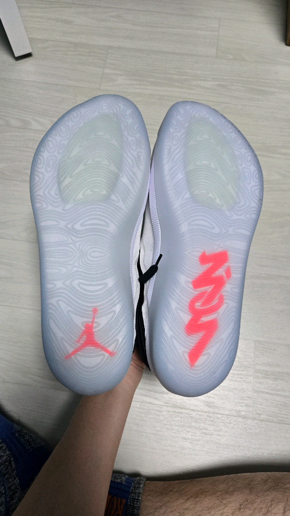 나이키 조던 자이온4 PF 320mm 판매합니다 왕발 빅사이즈 운동화 농구화 이미지