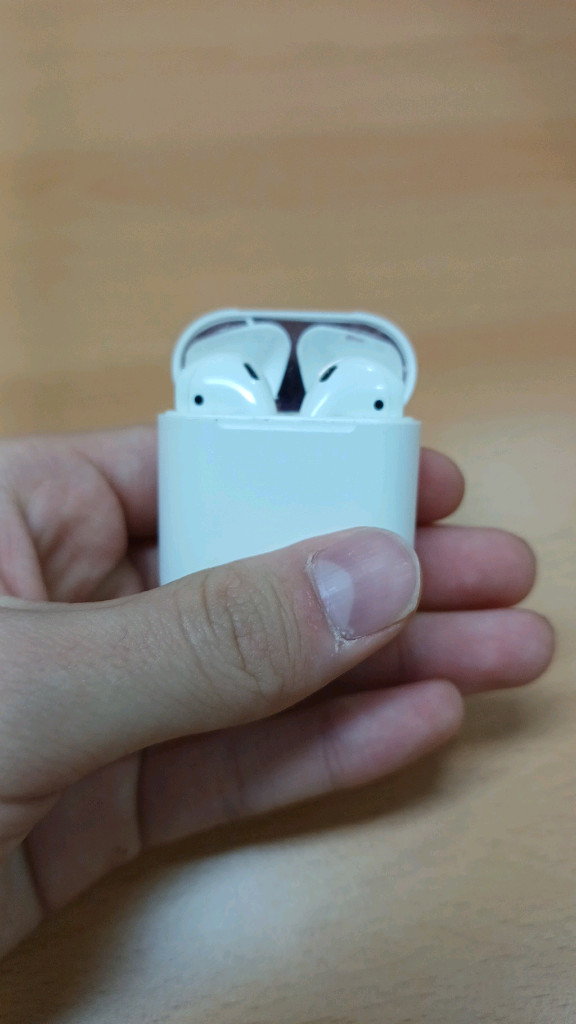 에어팟 2세대 이미지