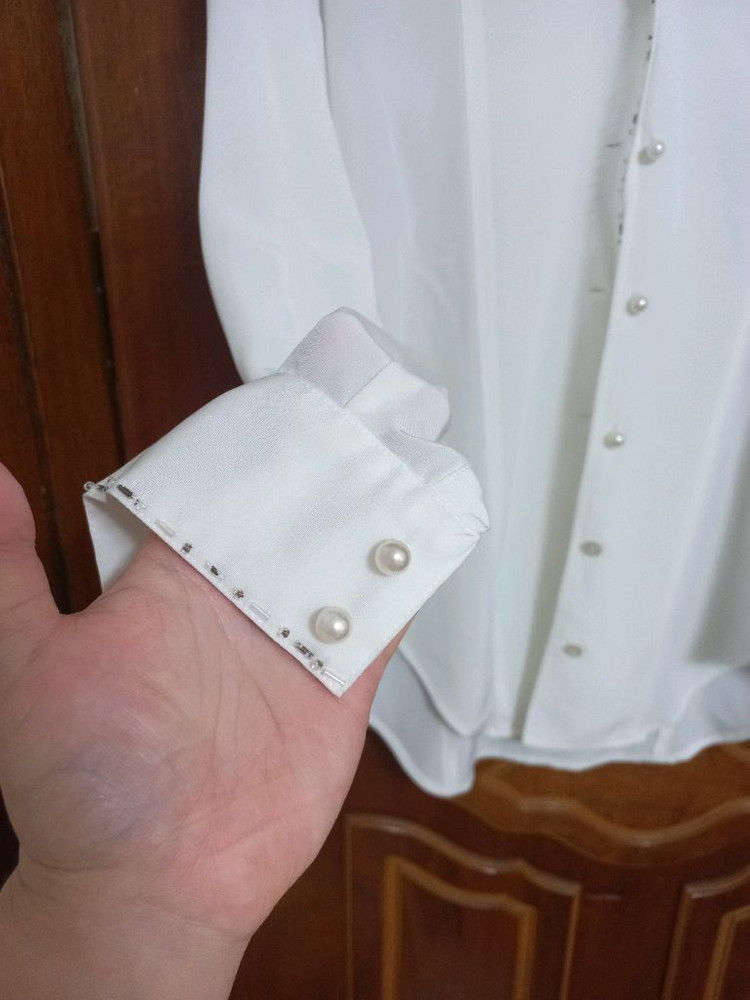 화이트 블라우스,여성 블라우스,실키한화이트블라우스,화이 이미지