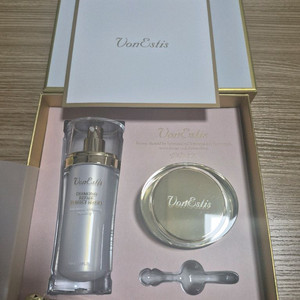 송윤아 크림 다이아몬드 리페어 프리퍼드 컬렉션 세트 이미지