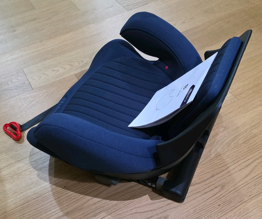 페도라b1 카시트 이미지