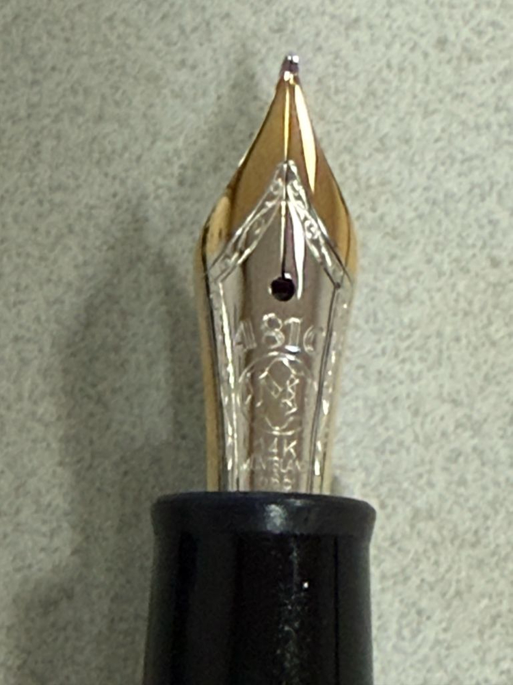 몽블랑 마이스터스튁 146 만년필 + 몽블랑 펜케이스(3구) + 잉크 이미지