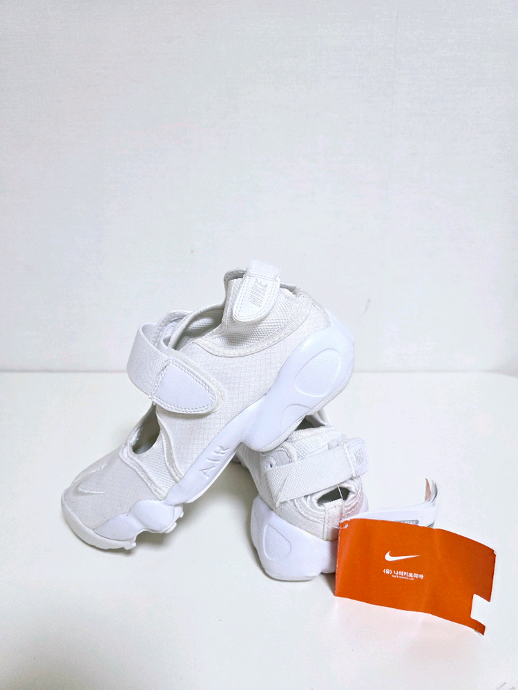 새상품>>국내 매장 정품 나이키 에어 리프트 230/ 타비 스니커즈 이미지