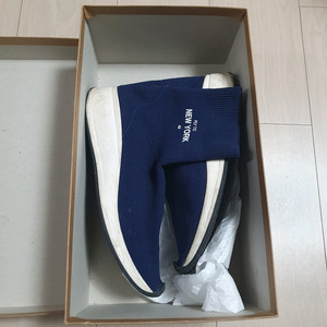 신세계청담 조슈아 샌더스 뉴욕 삭스 스니커즈 앵클부츠 여성 데일리 운동화 이미지