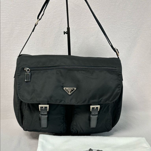 프라다 투포켓 나일론 포코노 메신저백 남녀공용 이미지