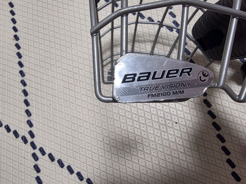 아이스하키 바우어헬멧 철망 케이지(FM2100/M) 이미지