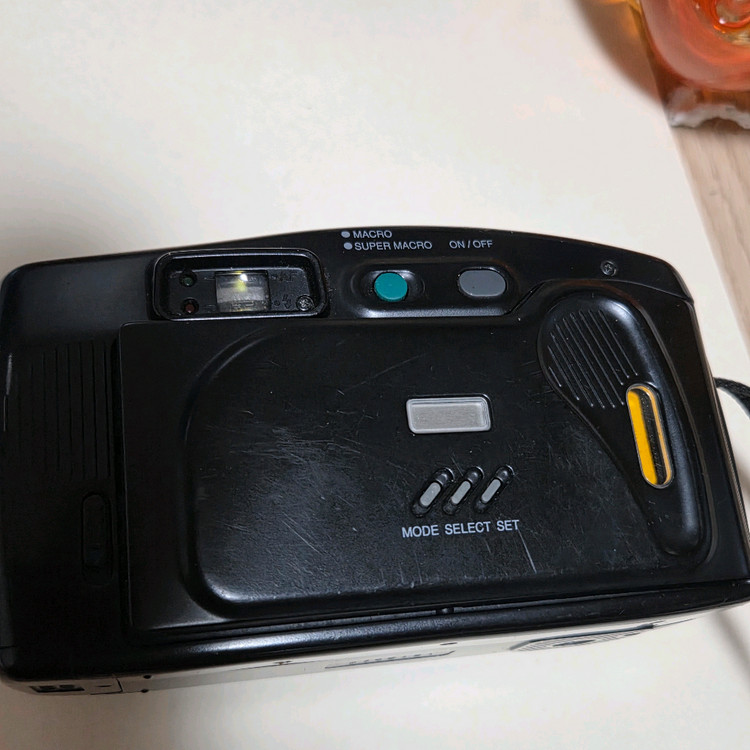 삼성 퍼지줌 1050 필름 카메라60,000 이미지