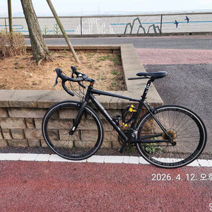 봄맞이 특가 아팔란치아 700C XRS 16 로드 자전거 (자물쇠 포함)판매합니다. 이미지