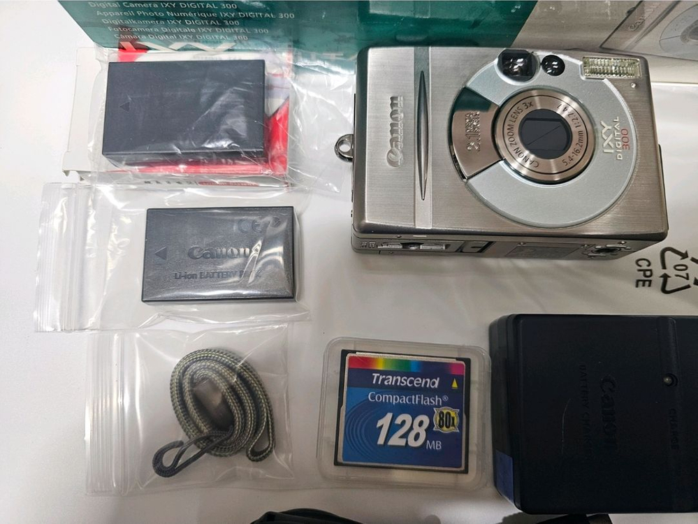 [박스0]캐논 IXY DIGITAL 300(IXUS 300)익시300(익서스300) 올드디카 이미지