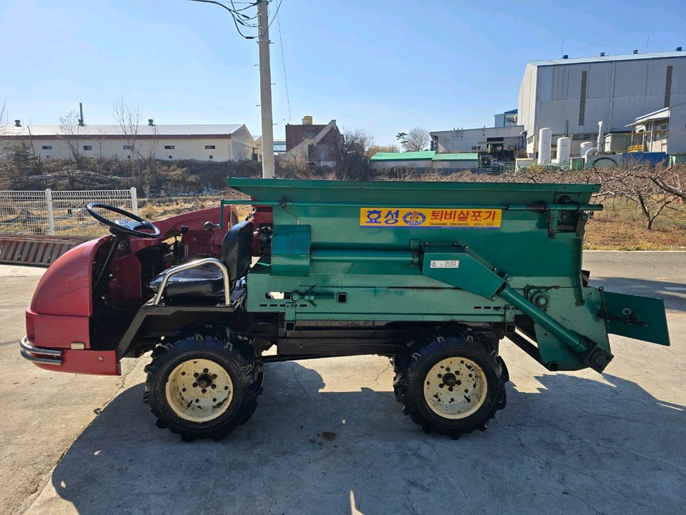 판매물품 : 아세아 운반차 겸용 퇴비살포기 판매지역 : 경북 경산 판매가격 : 590만원아세아 운반차 겸용 퇴비살 이미지