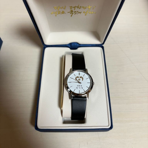 윤석열 대통령 시계 남성용+여성용 손목시계 세트 신품 이미지