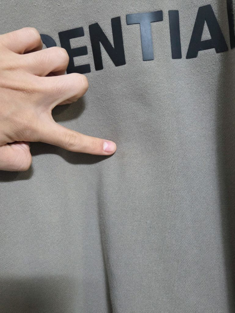 [피어오브갓 에센셜] 전면 로고 라글란 맨투맨 | 00207 이미지