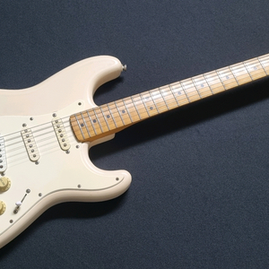 94년 멕시코 펜더 일렉기타 이미지