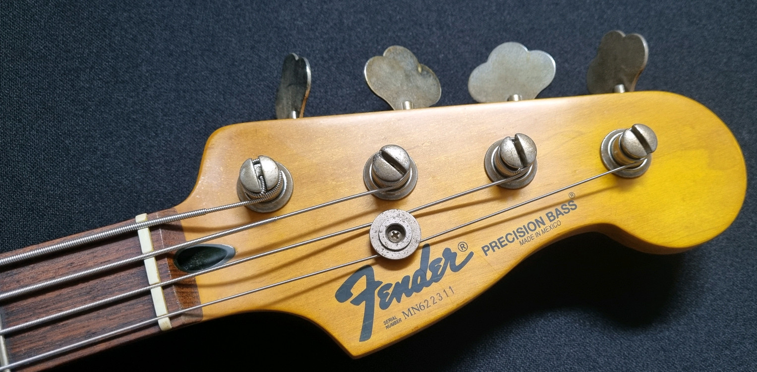 멕시코 펜더 베이스기타 이미지