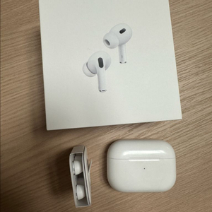 에어팟 프로2 라이트닝 이미지