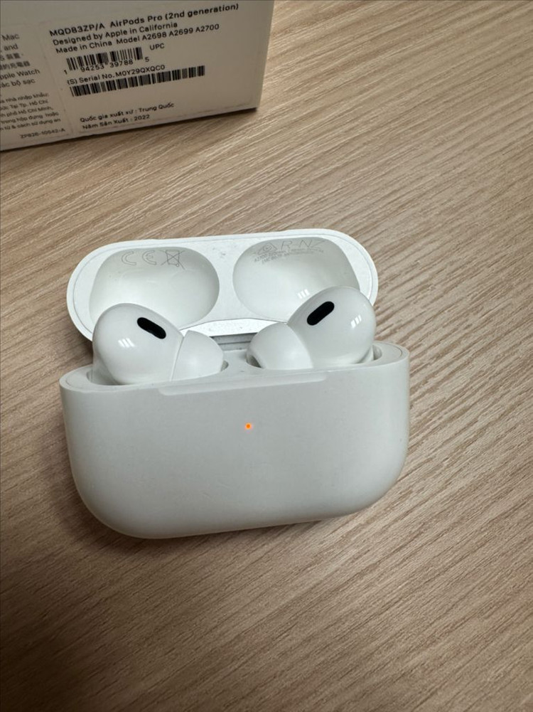 에어팟 프로2 라이트닝 이미지