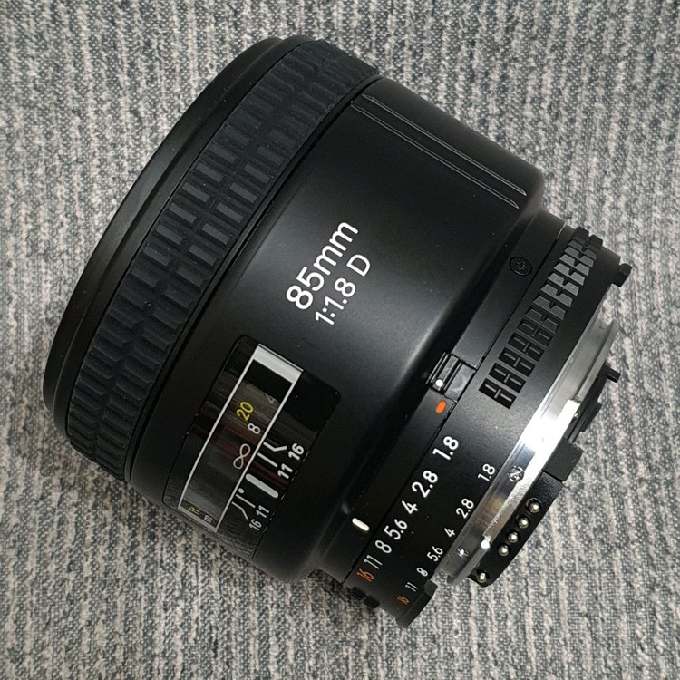 니콘 AF Nikkor 85mm F1.8D 단렌즈 이미지
