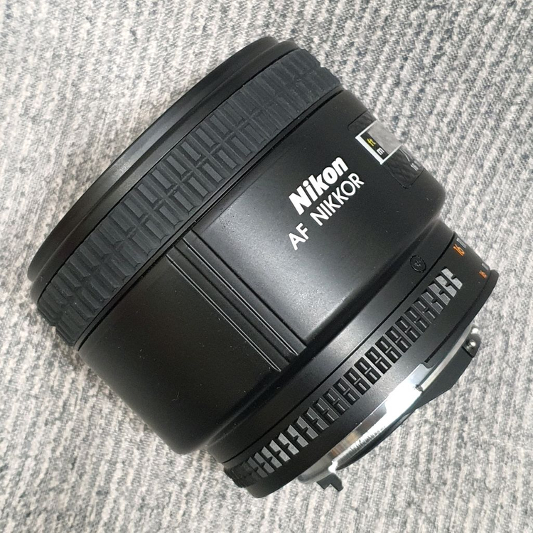 니콘 AF Nikkor 85mm F1.8D 단렌즈 이미지