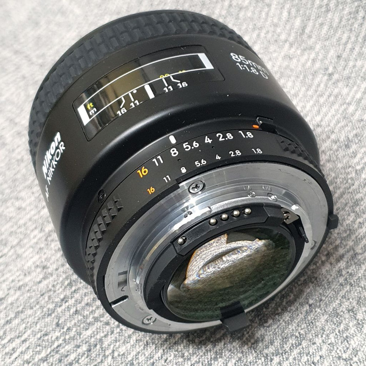 니콘 AF Nikkor 85mm F1.8D 단렌즈 이미지