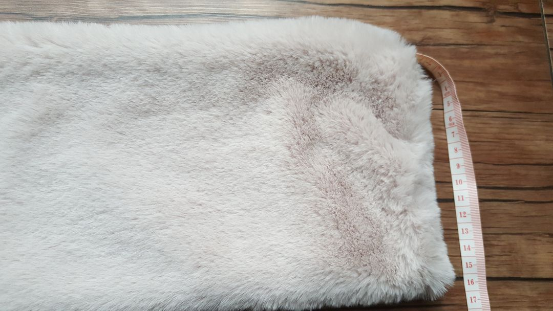 퍼 숄더 머플러 목도리 이미지