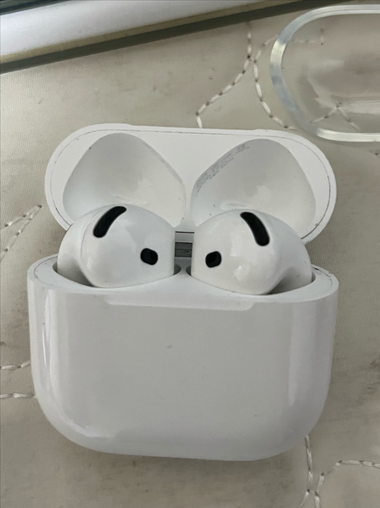 에어팟 4세대 노캔 모델 판매합니다 이미지