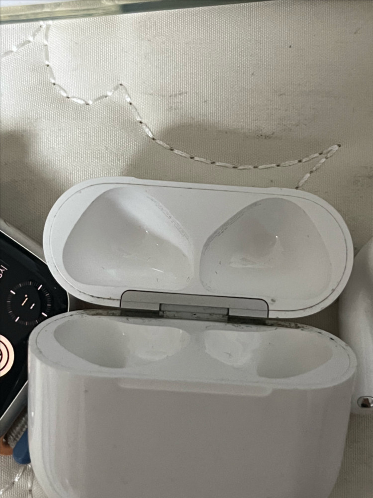 에어팟 4세대 노캔 모델 판매합니다 이미지